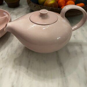 Russel Wright casual pink teapot with lid